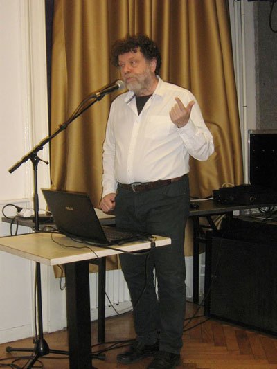 Arató László: Nem lehet struccpolitikát folytatni és becsukni a szemünket (librarius.hu)